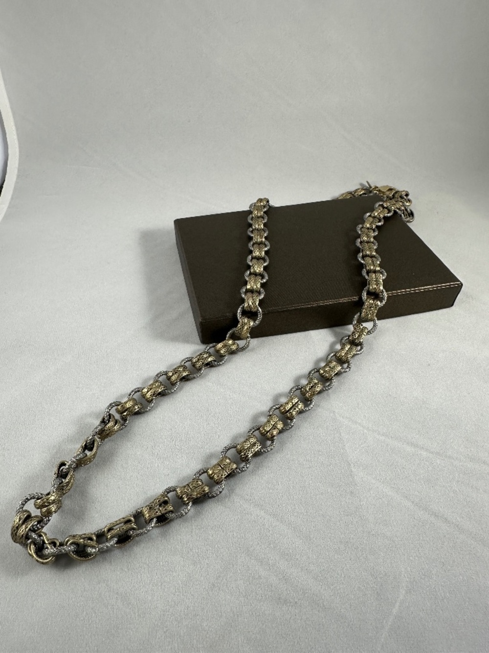Lia Sophia Two-Tone Textured Chain Statement Necklace – NYFW VIP Suite